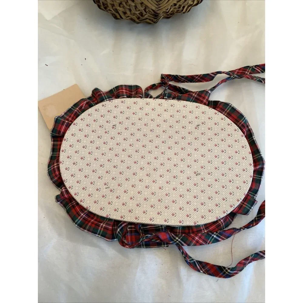 VTG 80s 90s Valorie Sockwell A+ Teacher Basket Folk Art Plaid Ruffle Apple Retro